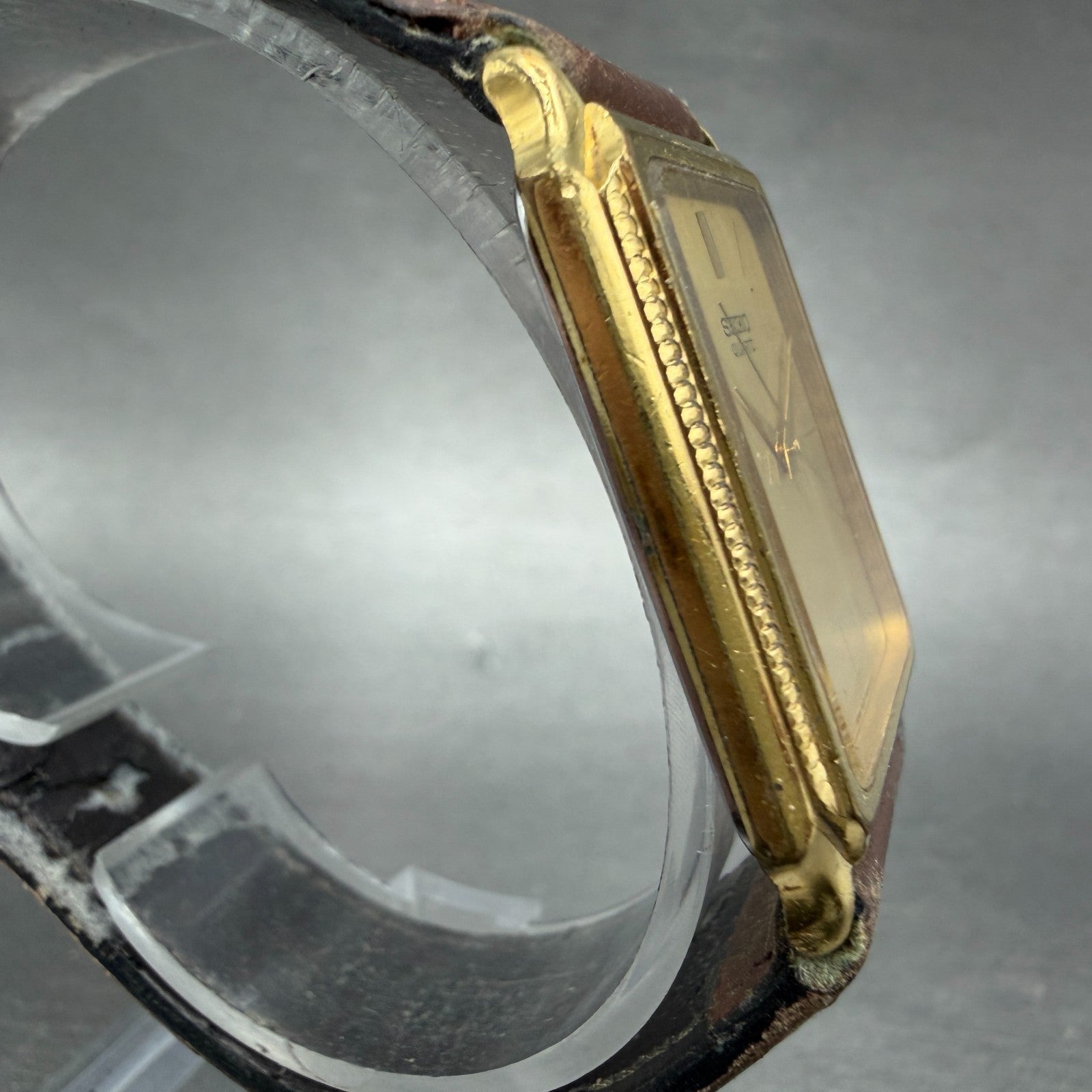 Seiko Tank Watch Men 27mm Champagne Dial Gold Tone 9521-5040 New Battery Vintage3