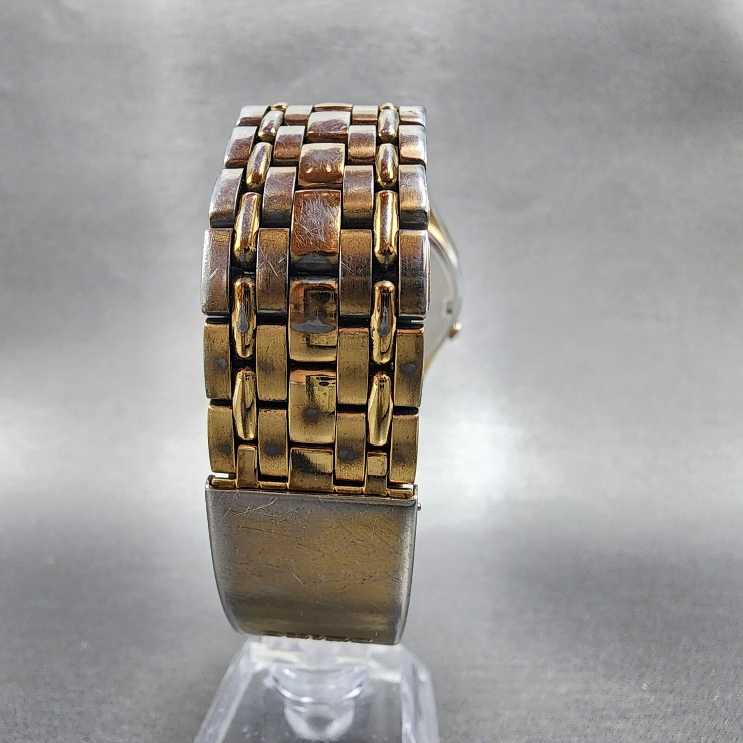 Seiko Chronograph Watch Men 39mm Black Dial Gold Tone Alarm 8V20-7000 PARTS