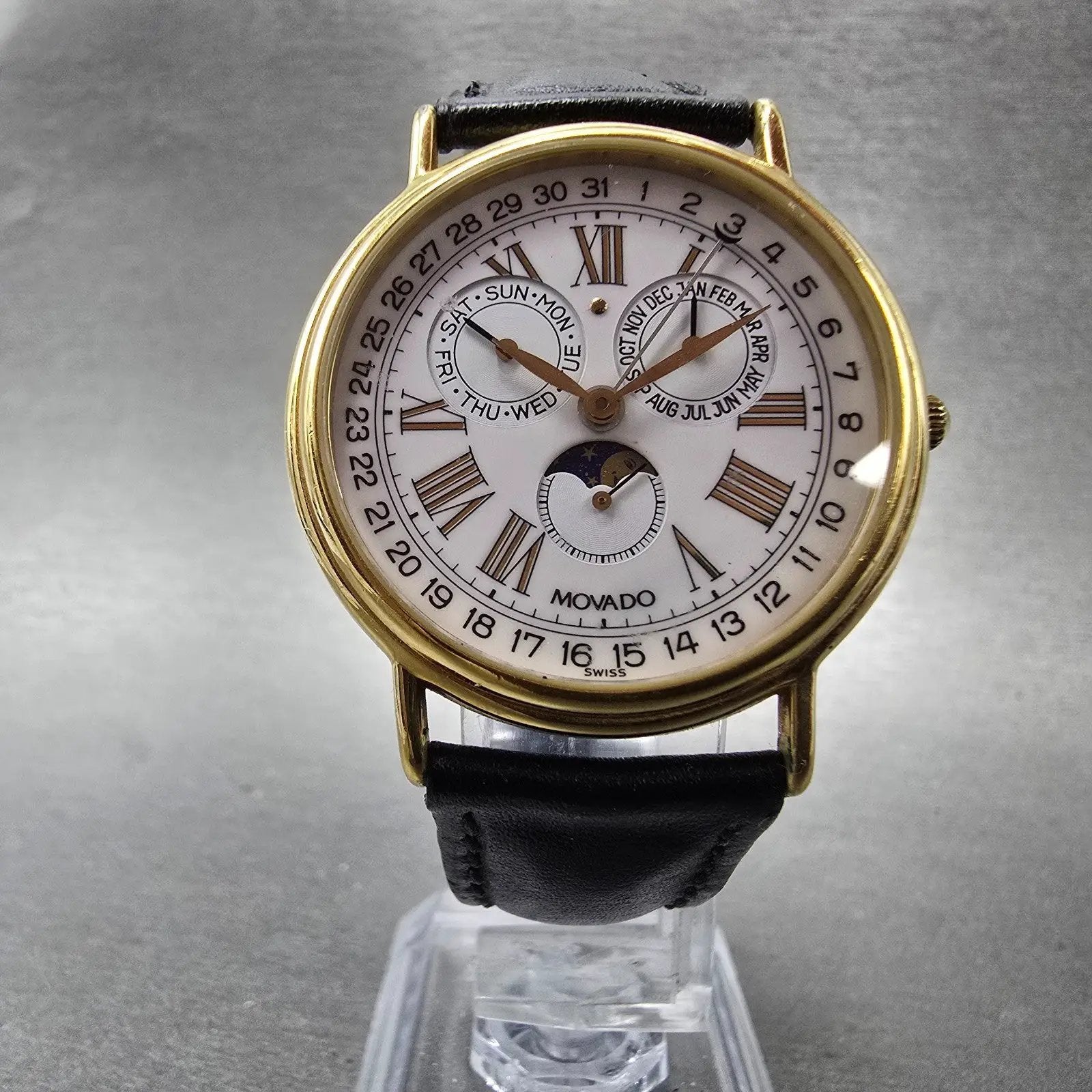 Movado Triple Calendar Moon Phase Watch Men 34mm White Dial Gold Tone NewBattery5