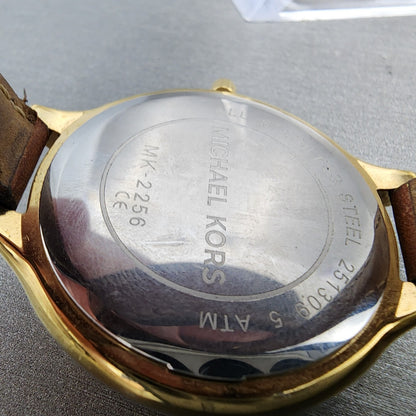 Michael kors Runway Watch Women 42mm Gold Dial Gold Tone Round MK2256 New Batt9