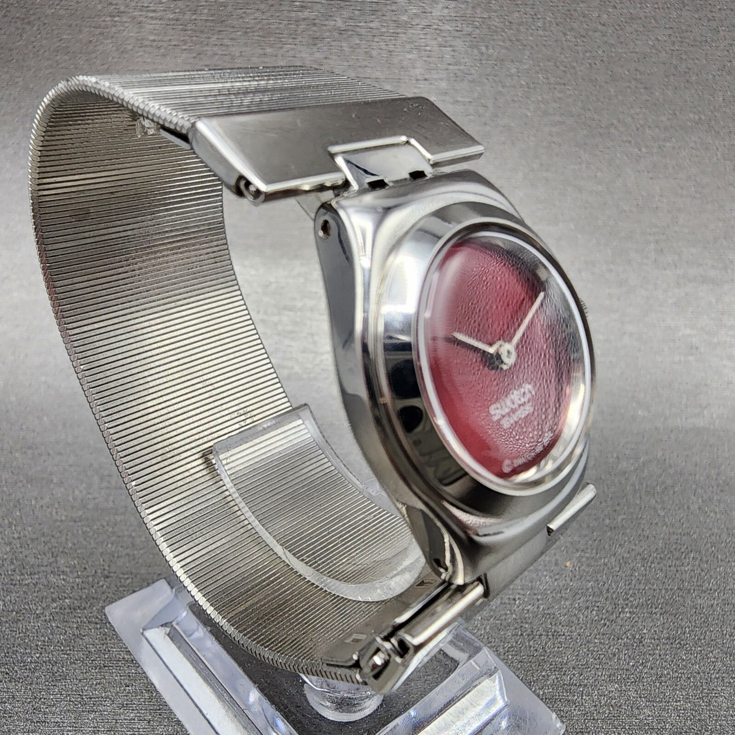 Swatch Irony Passion Watch Women 25mm Red Dial Steel Round YSS190H New Battery3