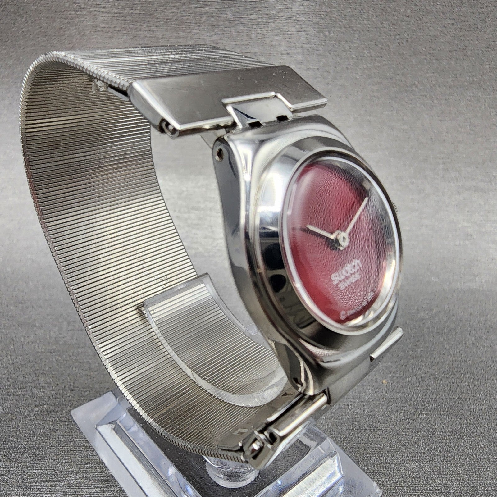 Swatch Irony Passion Watch Women 25mm Red Dial Steel Round YSS190H New Battery3