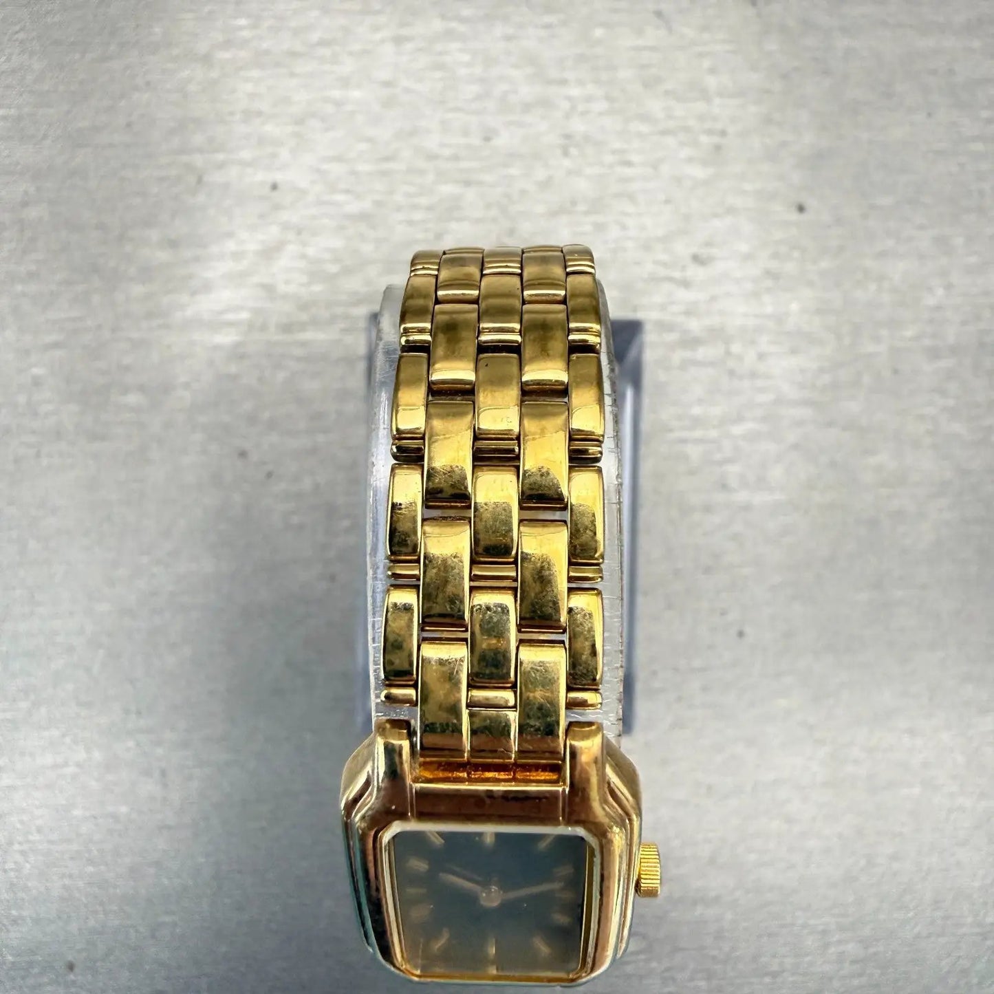 Seiko Watch Women 17mm Black Dial Gold Tone Rectangle V400-5498 New Battery VTG4
