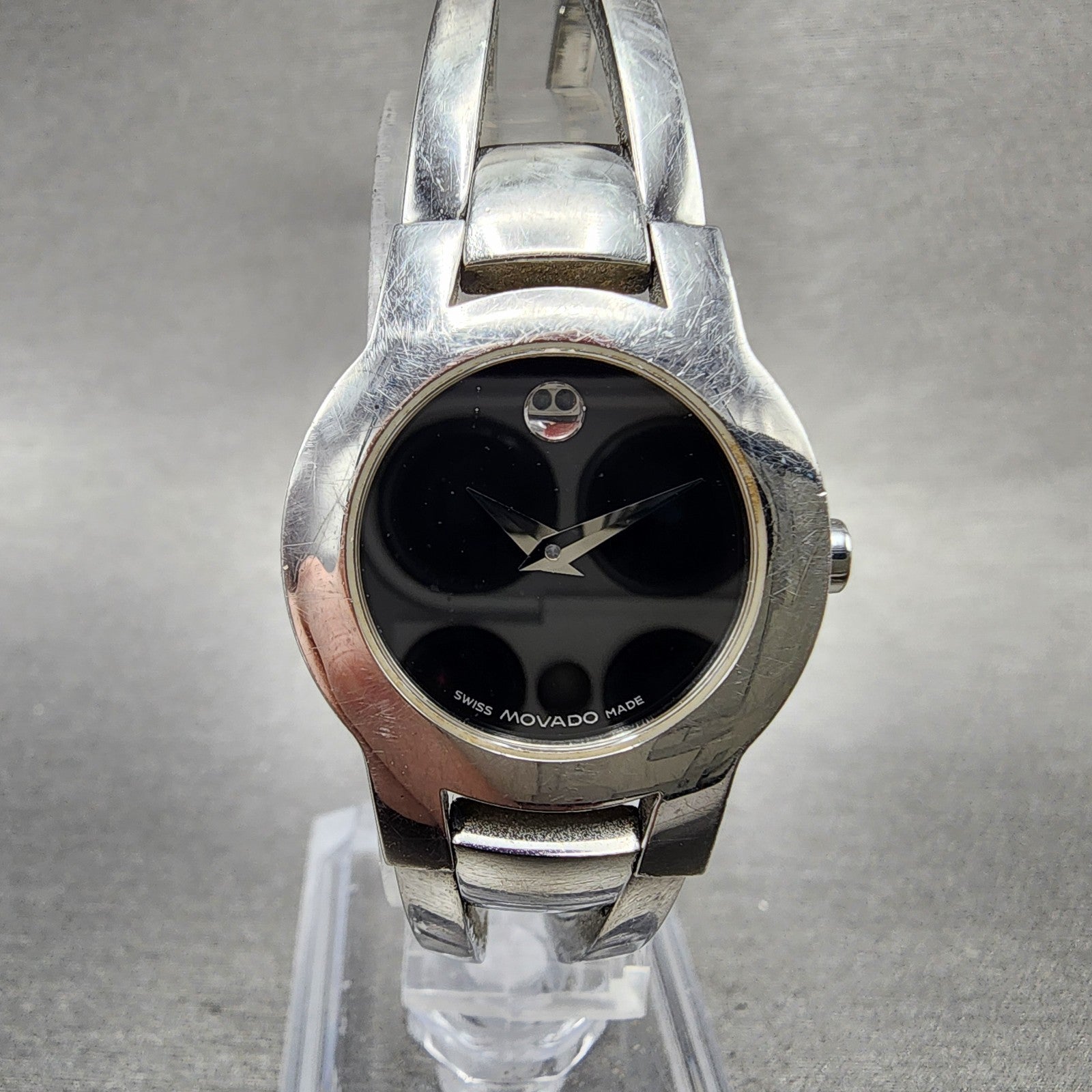 Movado Amorosa Watch Women 24m Black Dial Silver Tone Round 84 E4 1842 NewBat AB0