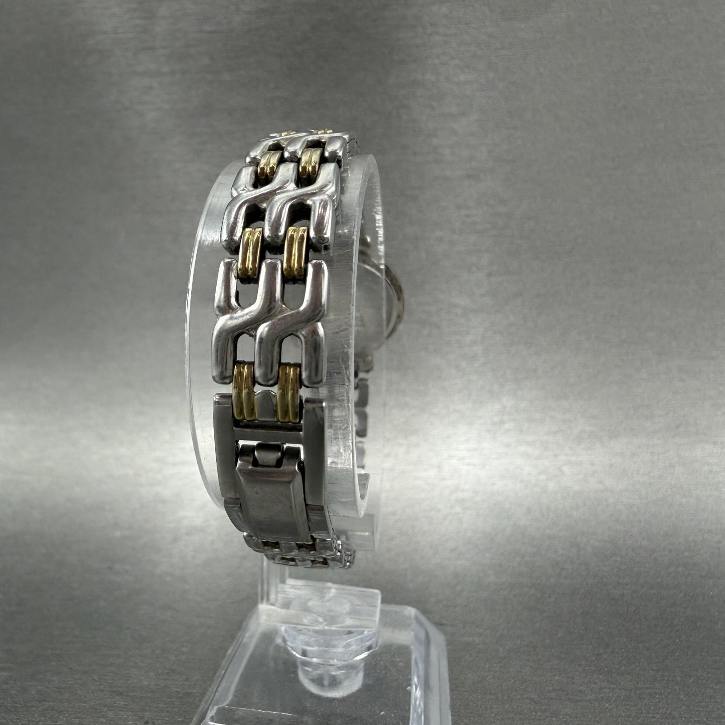 Seiko Watch Women 21mm White Dial Two Tone Round 1N00-1E09 New Battery ABC7