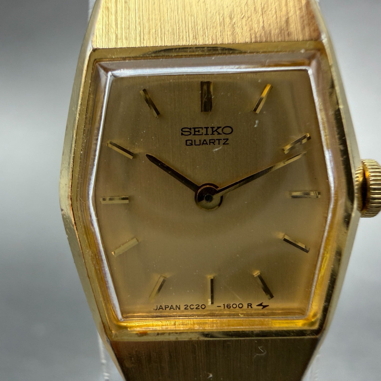 Seiko Watch Women 18mm Gold Dial Gold Tone Hexagon 2C20-5790 New Battery KL91