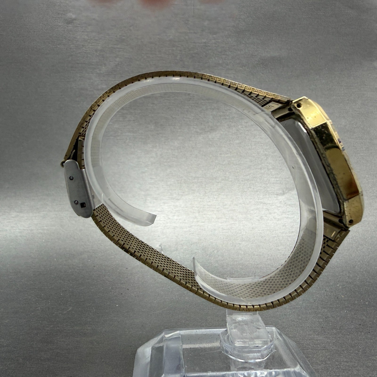 Casio MQ-503G Watch Men 31mm Champagne Dial Gold Tone Rectangle Daydate New Batt8