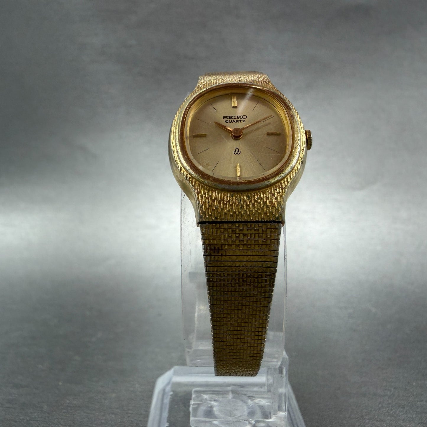 Seiko Watch Women 20mm Champagne Dial Gold Tone Oval 2320-5350 New Battery VTG5