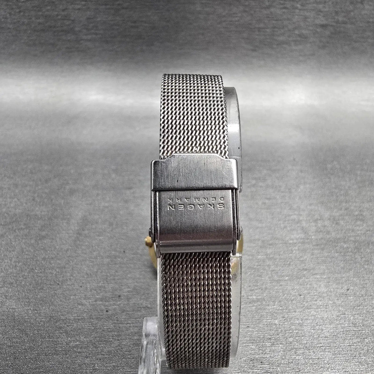 Skagen Watch Women 28mm Silver Dial Two Tone Date Round 16SGS New Battery JP27