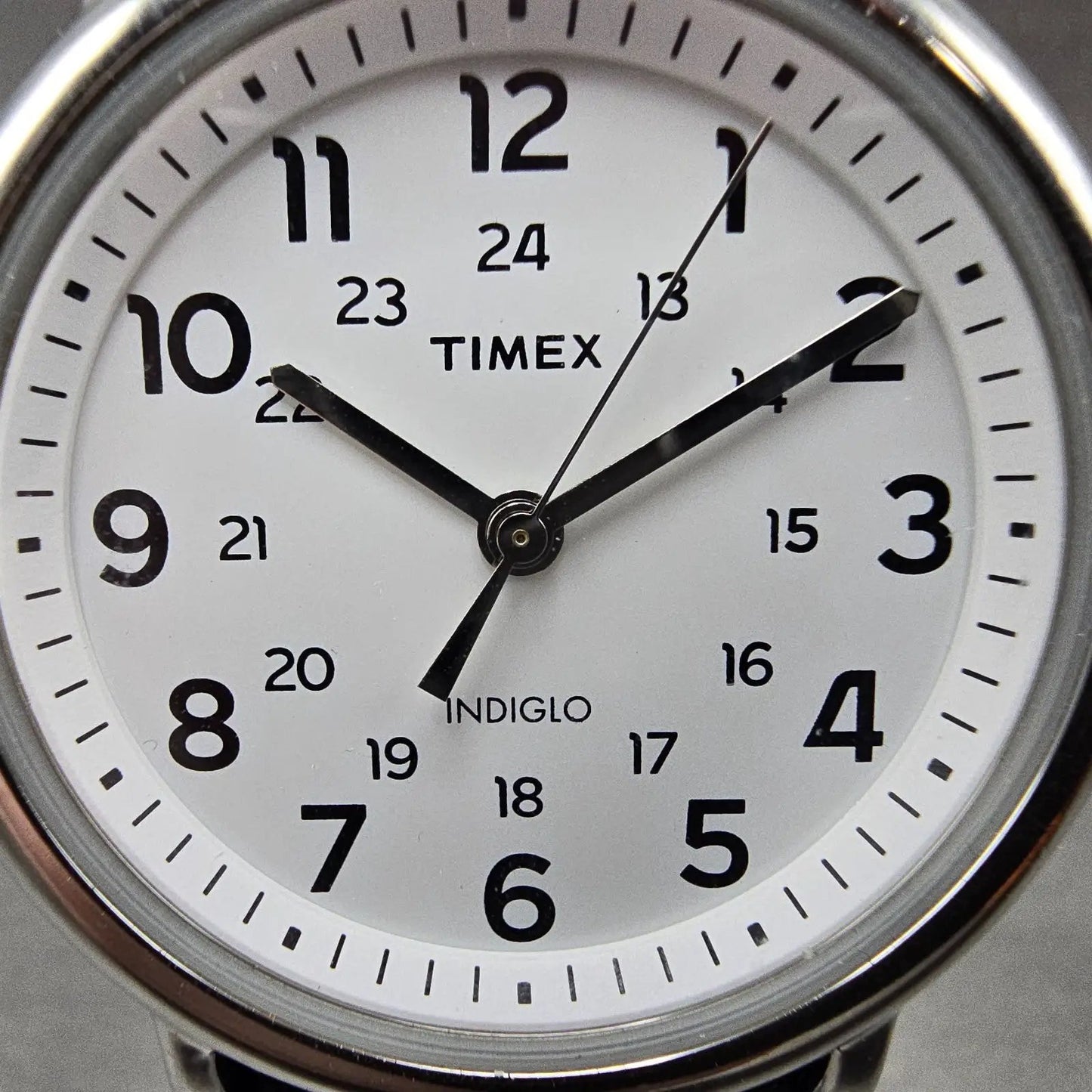 Timex Weekender Watch Men 38mm White Dial Silver Tone Indiglo Round New Battery1