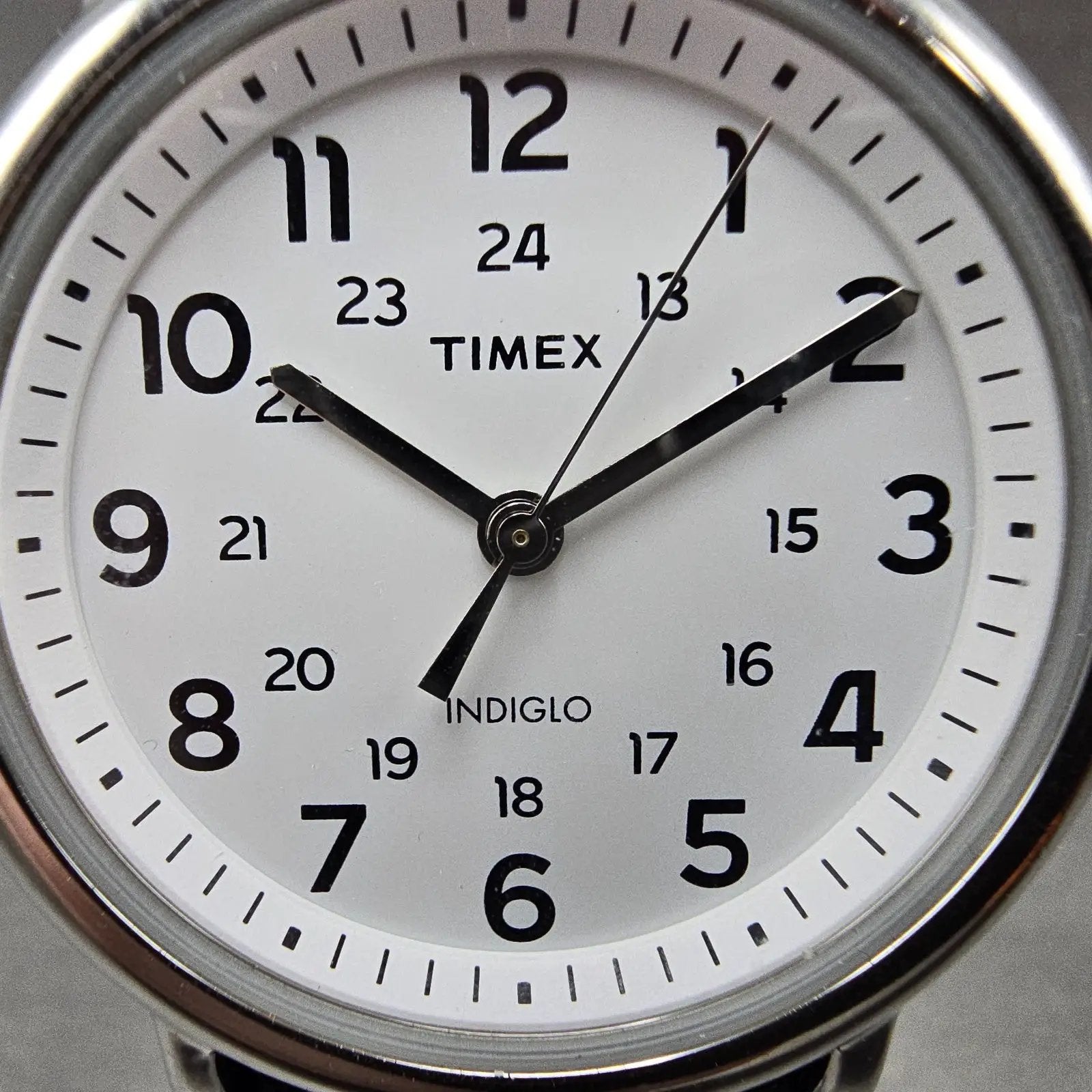 Timex Weekender Watch Men 38mm White Dial Silver Tone Indiglo Round New Battery1