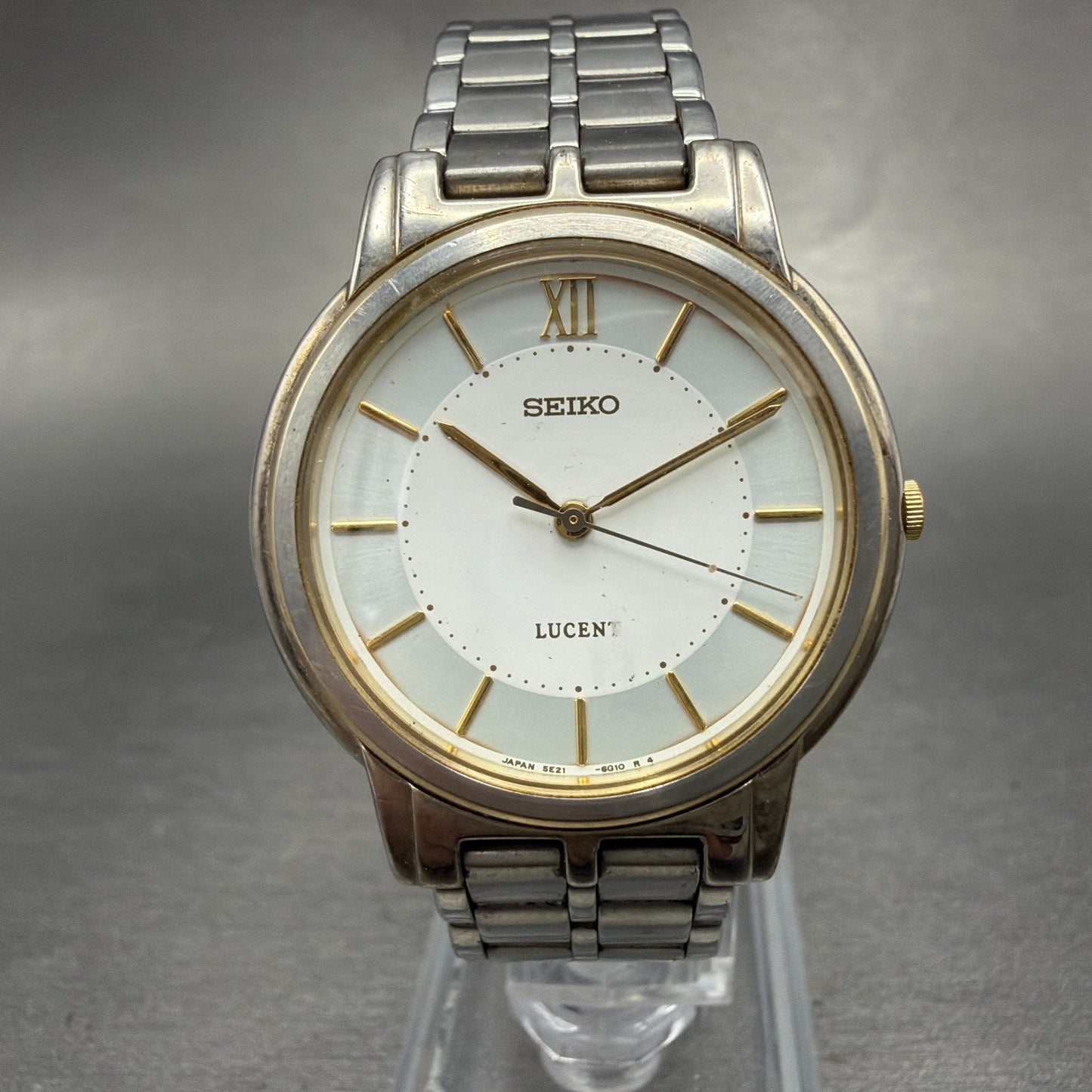 Seiko Lucent Watch Men 32mm White Dial Two Tone Round 5E21-6E90 PARTS0