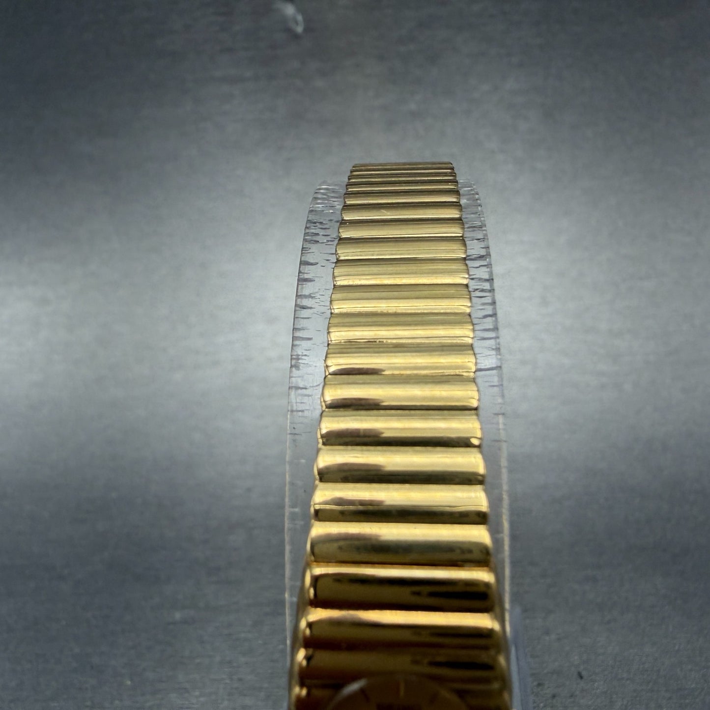 Seiko Watch Women 14mm Gold Dial Gold Tone Rectangle 1E20-5099 New Battery NOS4