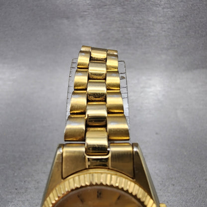 Seiko 5 Automatic Watch Women 24mm Champagne Dial Gold Tone Daydate Runs4