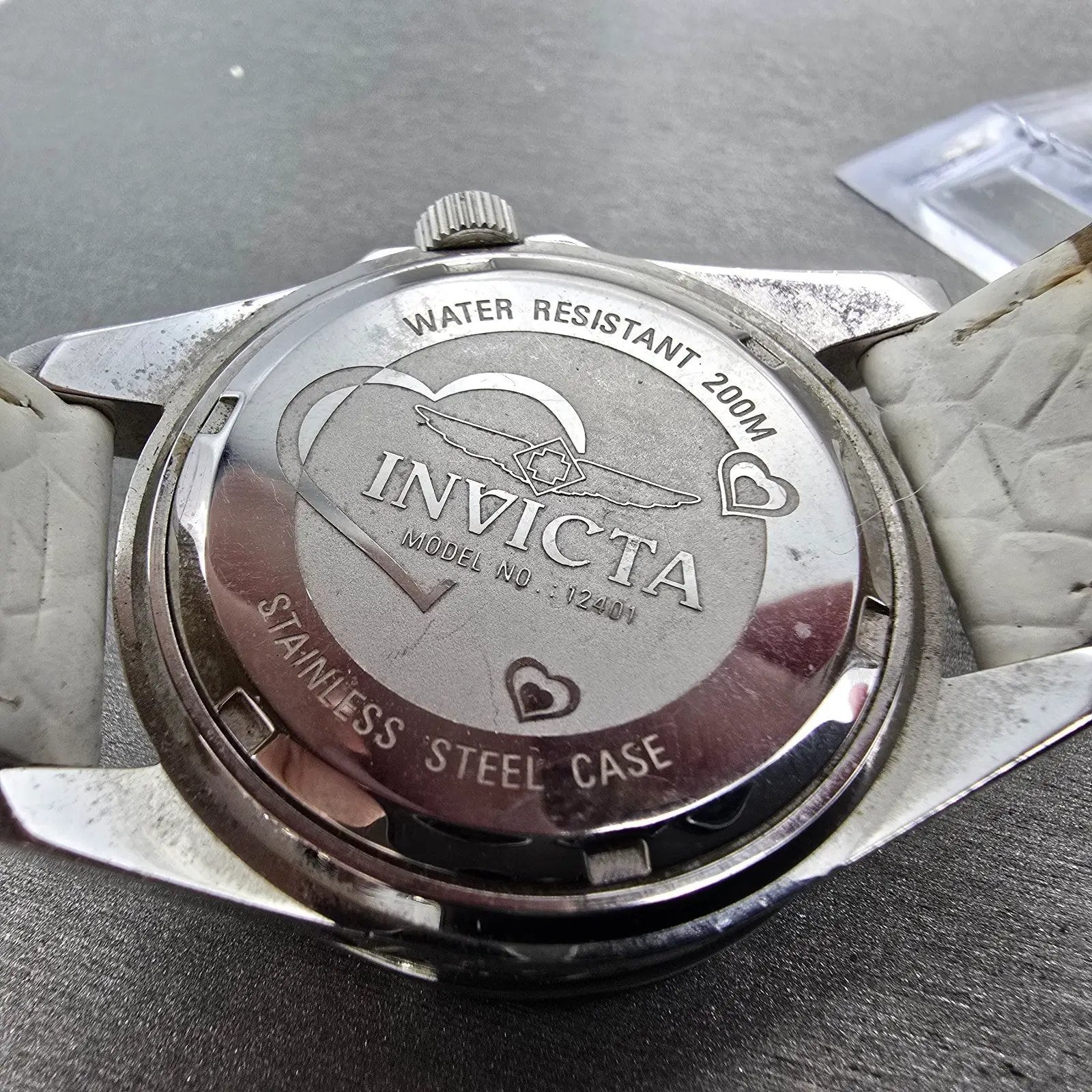 Invicta Heart Dive Watch Women 37mm Silver Dial Silver Tone Date 12401 New BattJ9