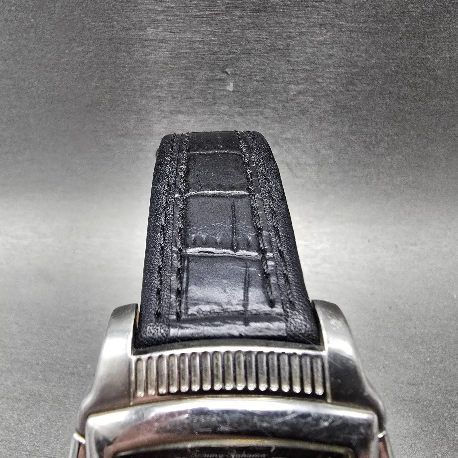 Tommy Bahama Chronograph Watch Men 38mm Black Dial Steel Daydate TB1045 NewBat F4