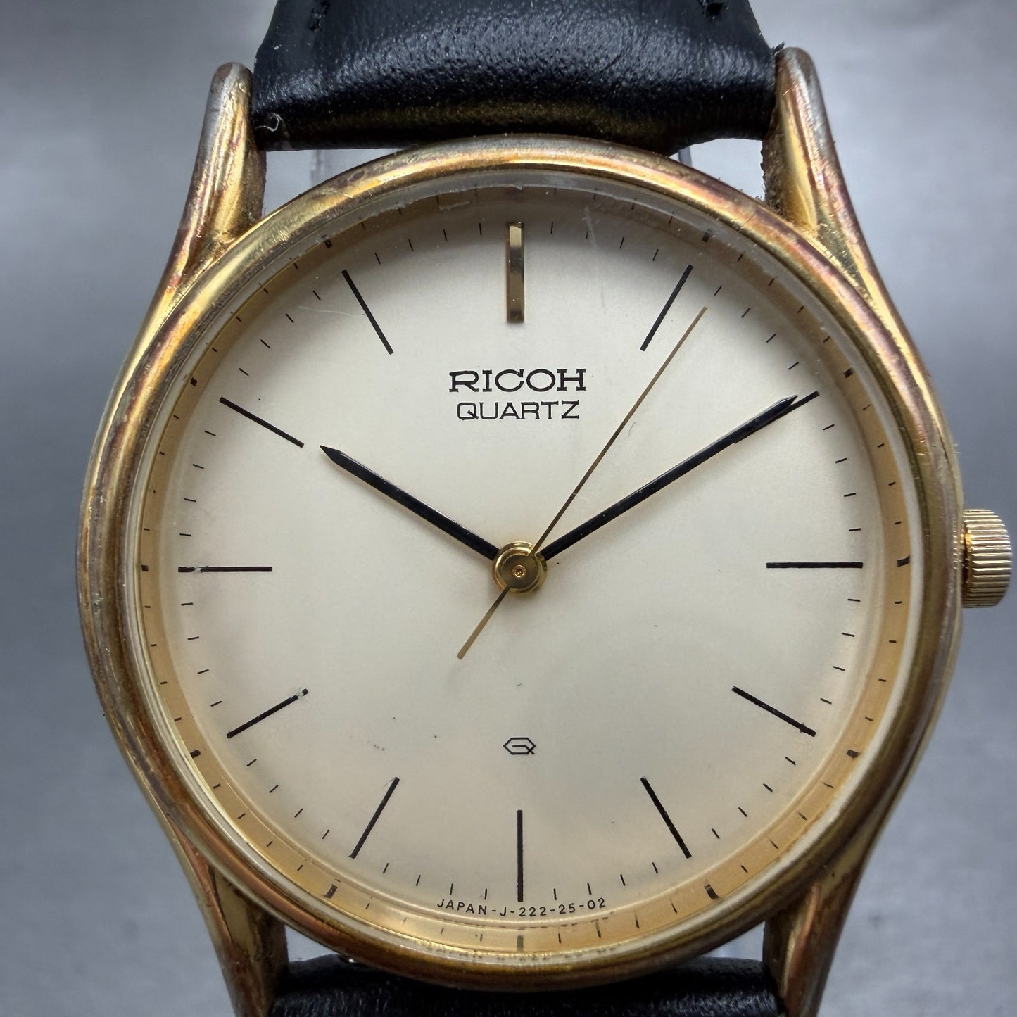 Ricoh Watch Men 31mm Champagne Dial Gold Tone Round New Battery Vintage1
