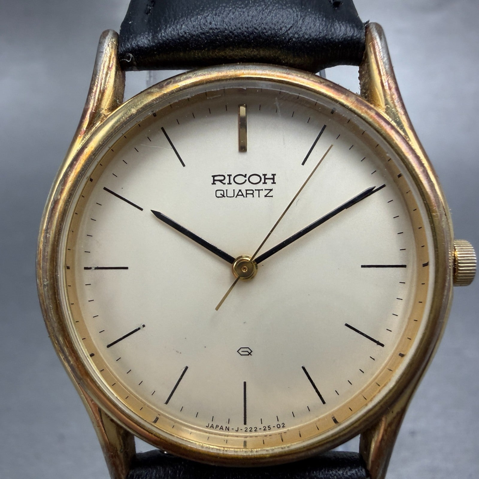 Ricoh Watch Men 31mm Champagne Dial Gold Tone Round New Battery Vintage1