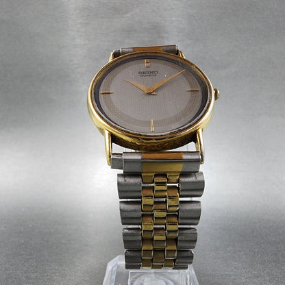 Seiko Watch Men 31mm Gray Dial Gold Tone Round 5Y307000 PARTS Vintage5