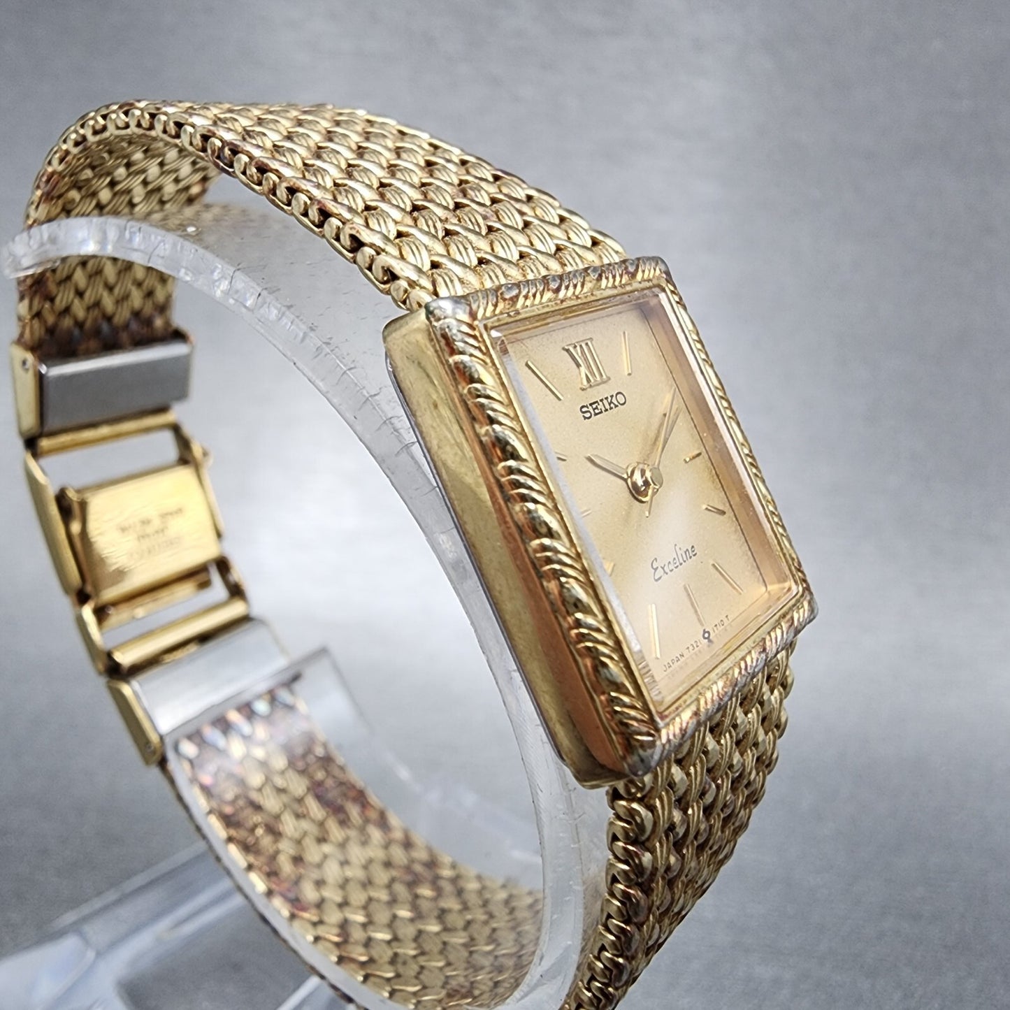 Seiko Exceline Watch Women 18mm Gold Dial Gold Tone Tank Rectangle New BatteryA13