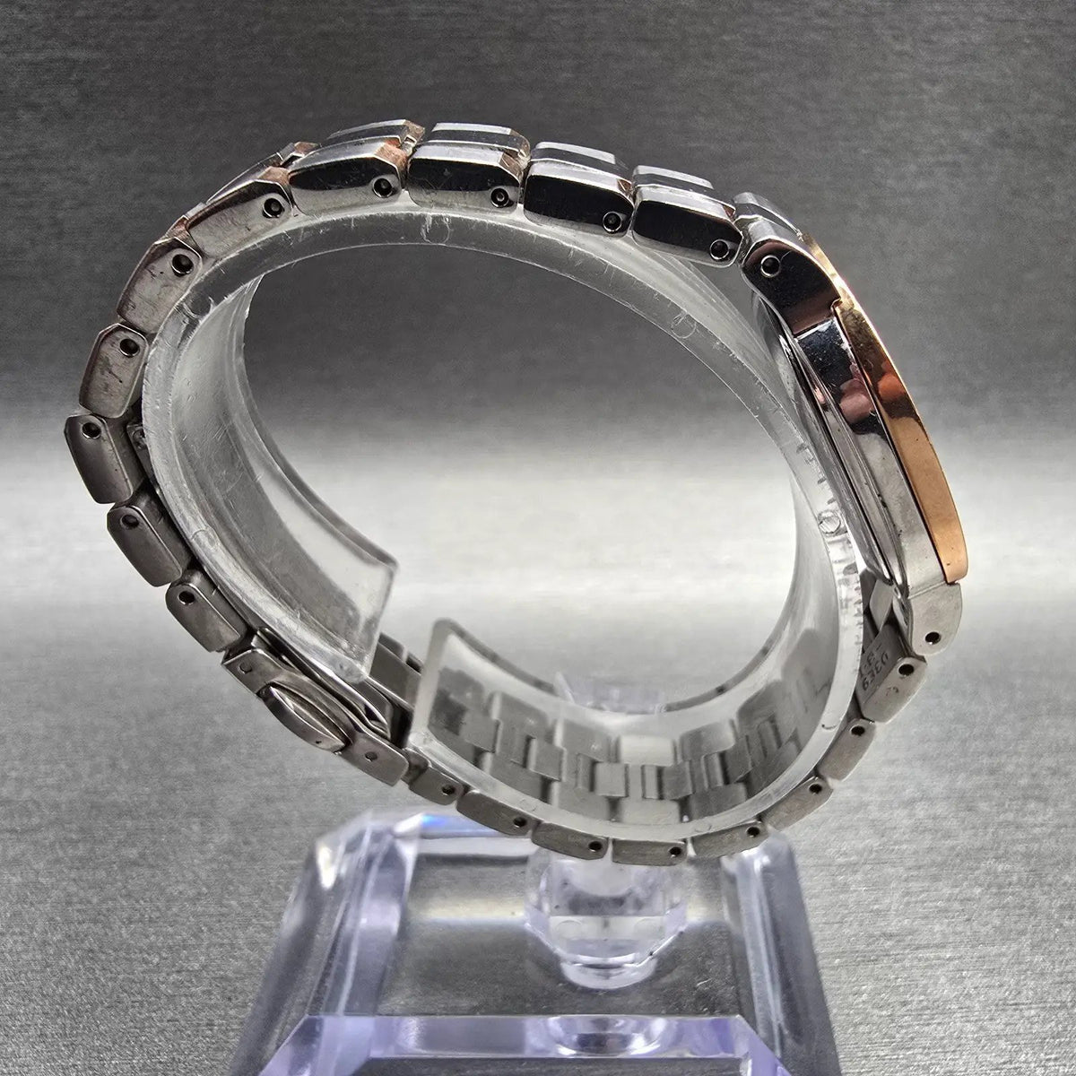 Seiko Lukia Tank Watch Women 21mm MOP Dial Two Tone Oval 1F21-0AZ0 New Battery8