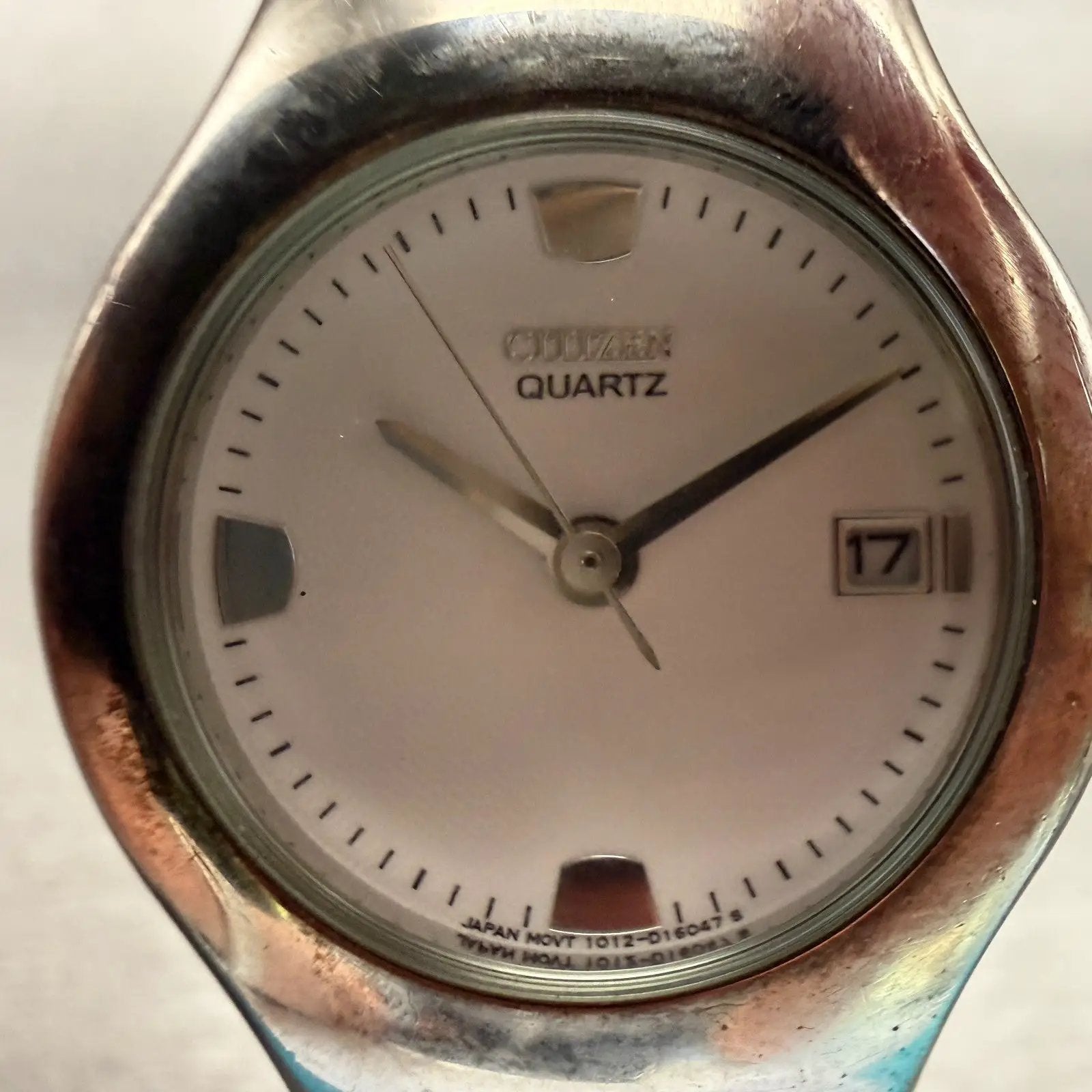Citizen Watch Women 26mm White Dial Silver Tone Date Round 1012-S95994 New Batt1