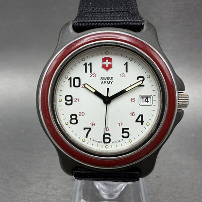 Victorinox Swiss Army Watch Men 39mm White Dial Black Tone Date Round New BattHJ0