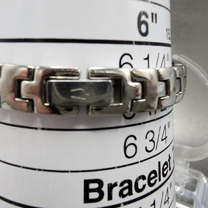 Bulova Watch Women 22mm MOP Dial Two Tone Round 98T80 Bangle New Battery10