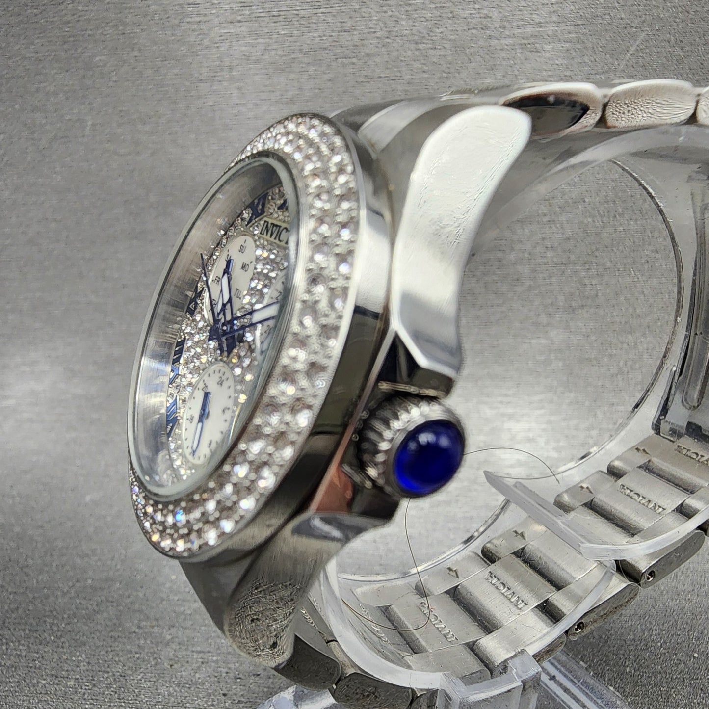 Invicta Angel Watch Women 35mm Silver Dial Steel Crystal Accents Daydate New Bat2