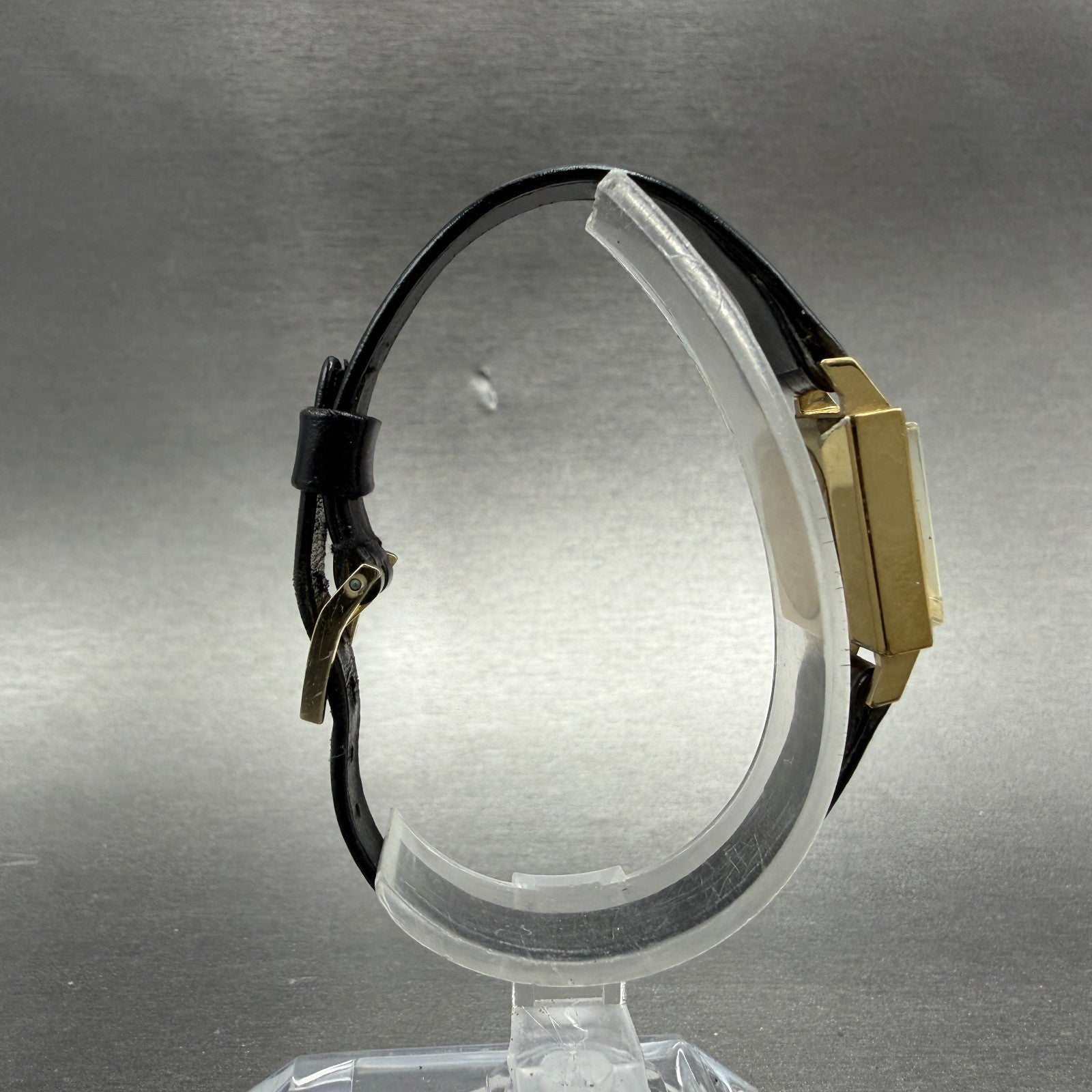 Rado Watch Women 15mm Champange Dial Gold Tone Rectangle Manual Wind Runs 53448