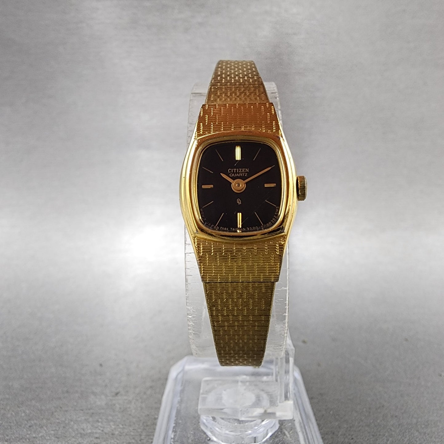 Citizen CQ Watch Women 16mm Black Dial Gold Tone 3220899849 New Battery5