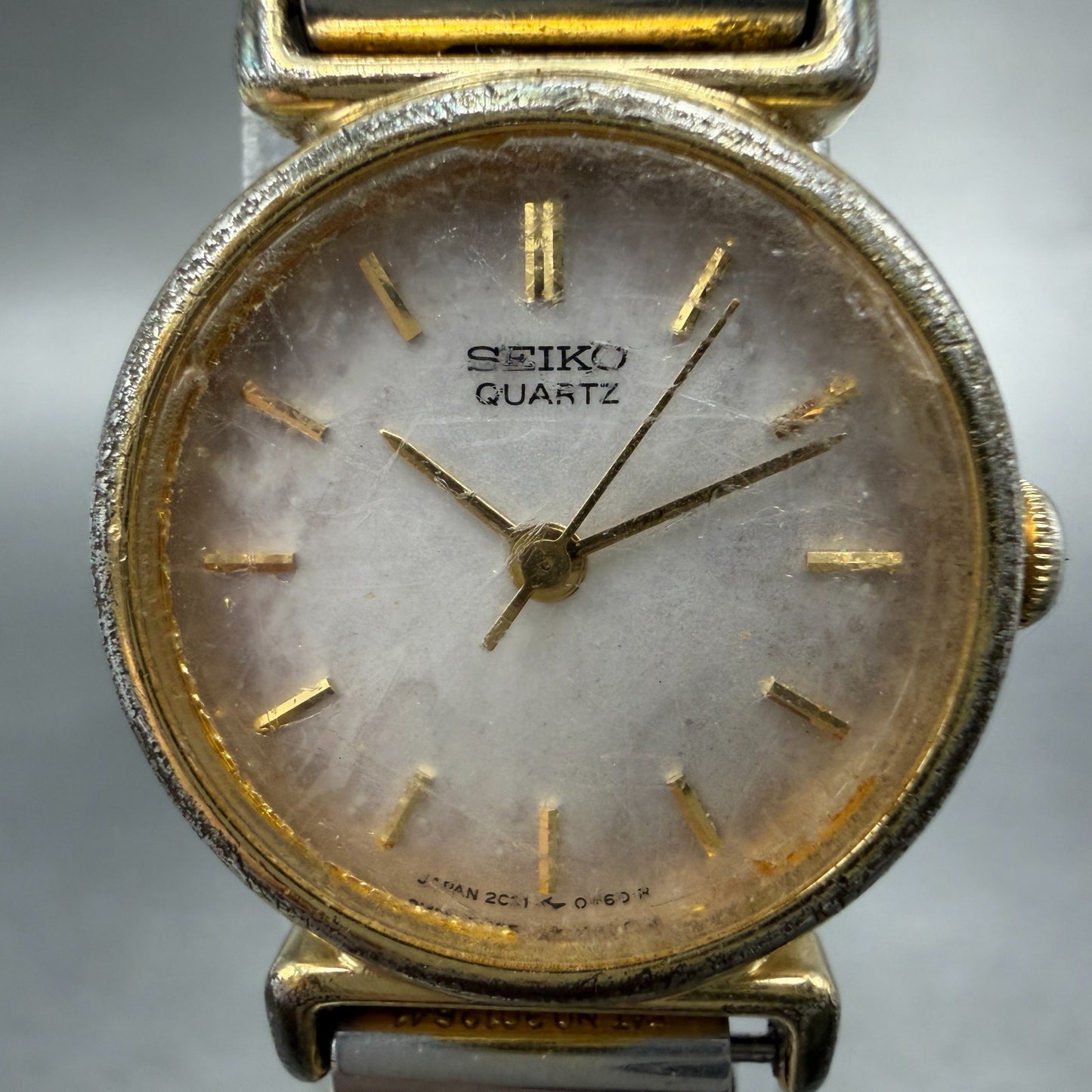Seiko Watch Women 21mm Silver Dial Gold Tone Round 2C21-0100 New Battery Vintage1