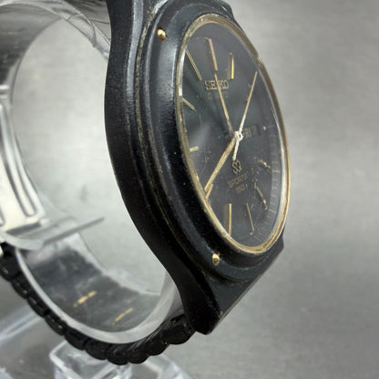 Seiko SQ Sports 150m Watch Men 37mm Black Dial Black & Gold Tone Daydate PARTS4