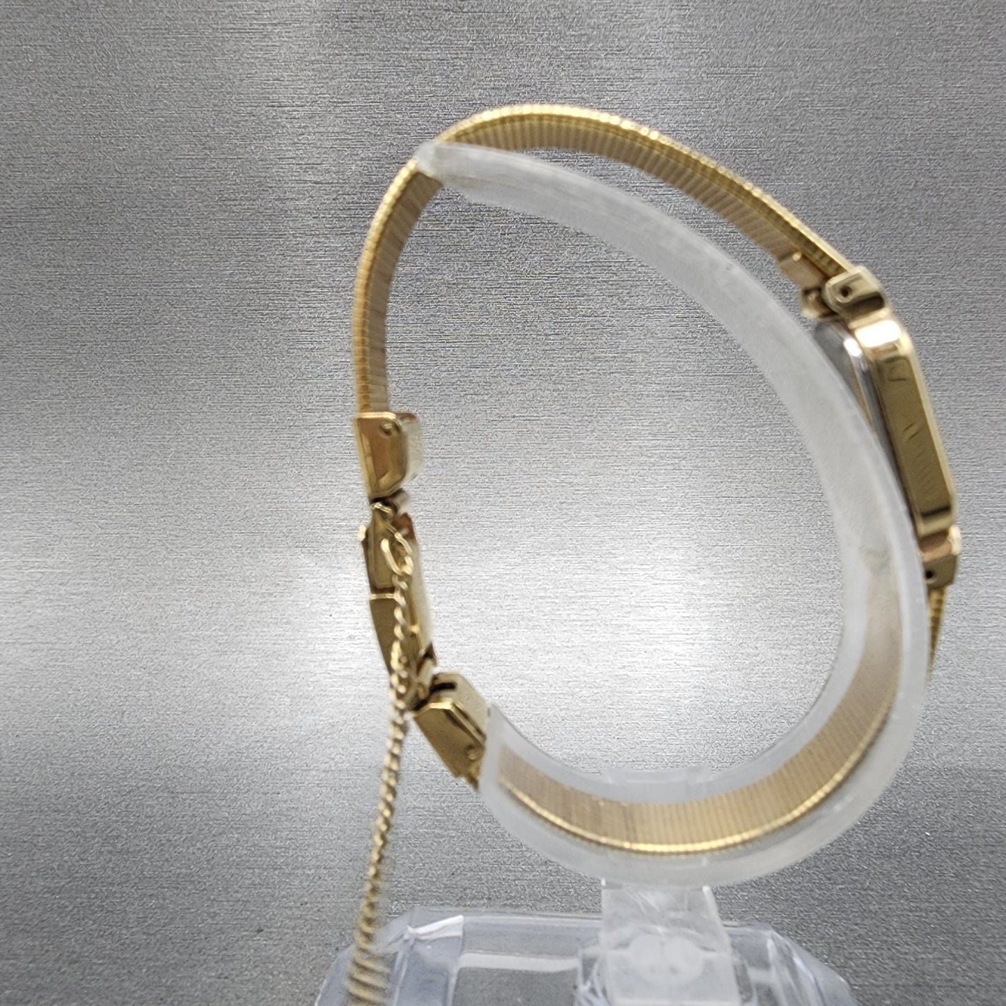 Seiko Tank Watch Women 13mm Champagne Dial Gold Tone 2e206019 New Battery8