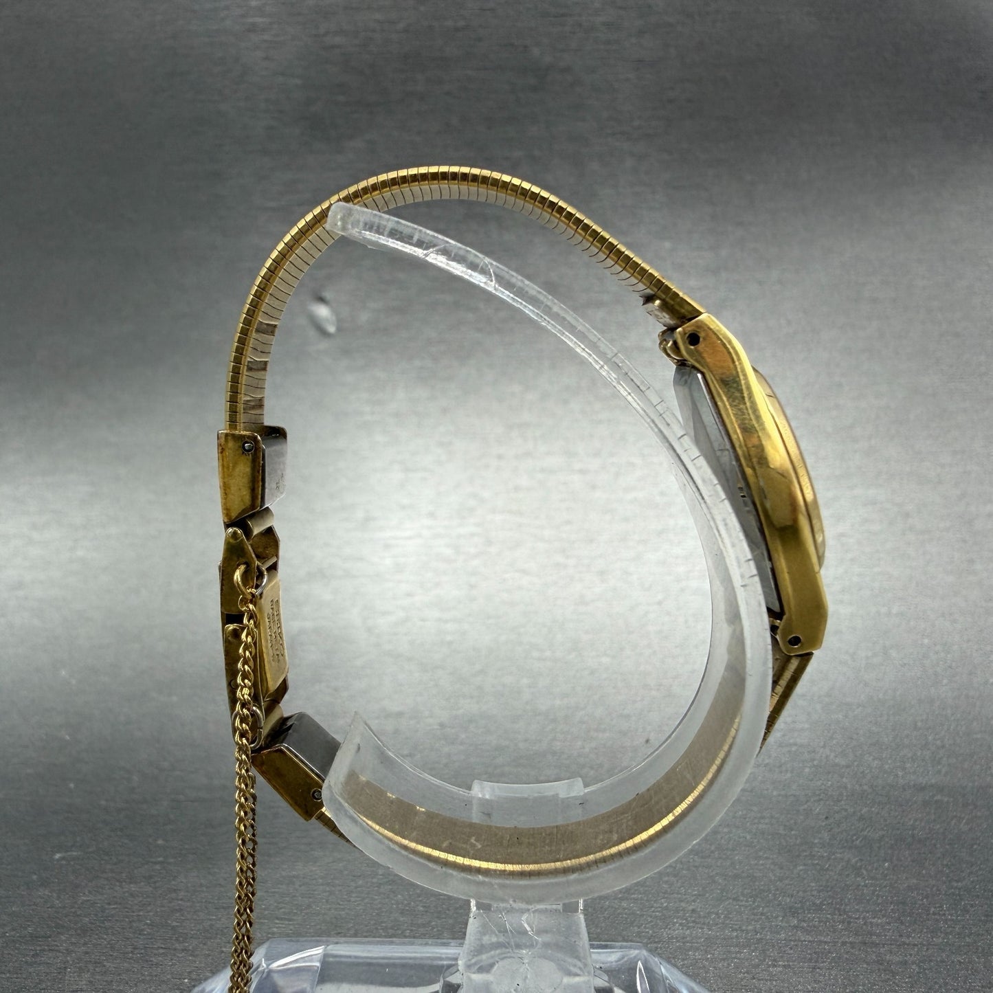 Seiko Watch Women 18mm Gold Dial Gold Tone Oval 1400-8209 New Battery Vintage8