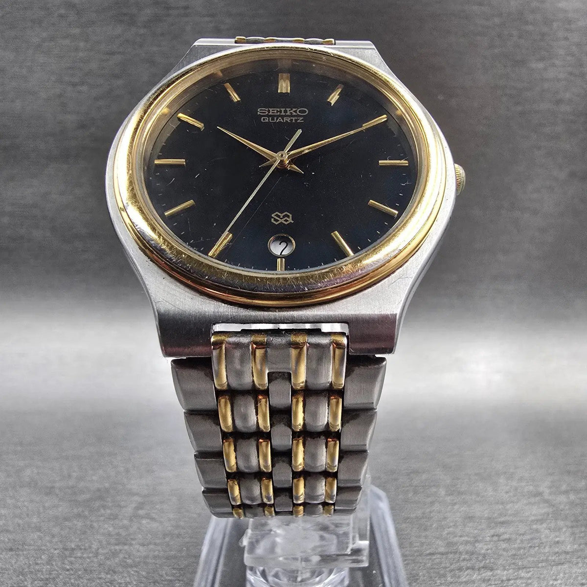 Seiko SQ Watch Men 36mm Black Dial Two Tone Date Round 5Y22-7039 New Battery5