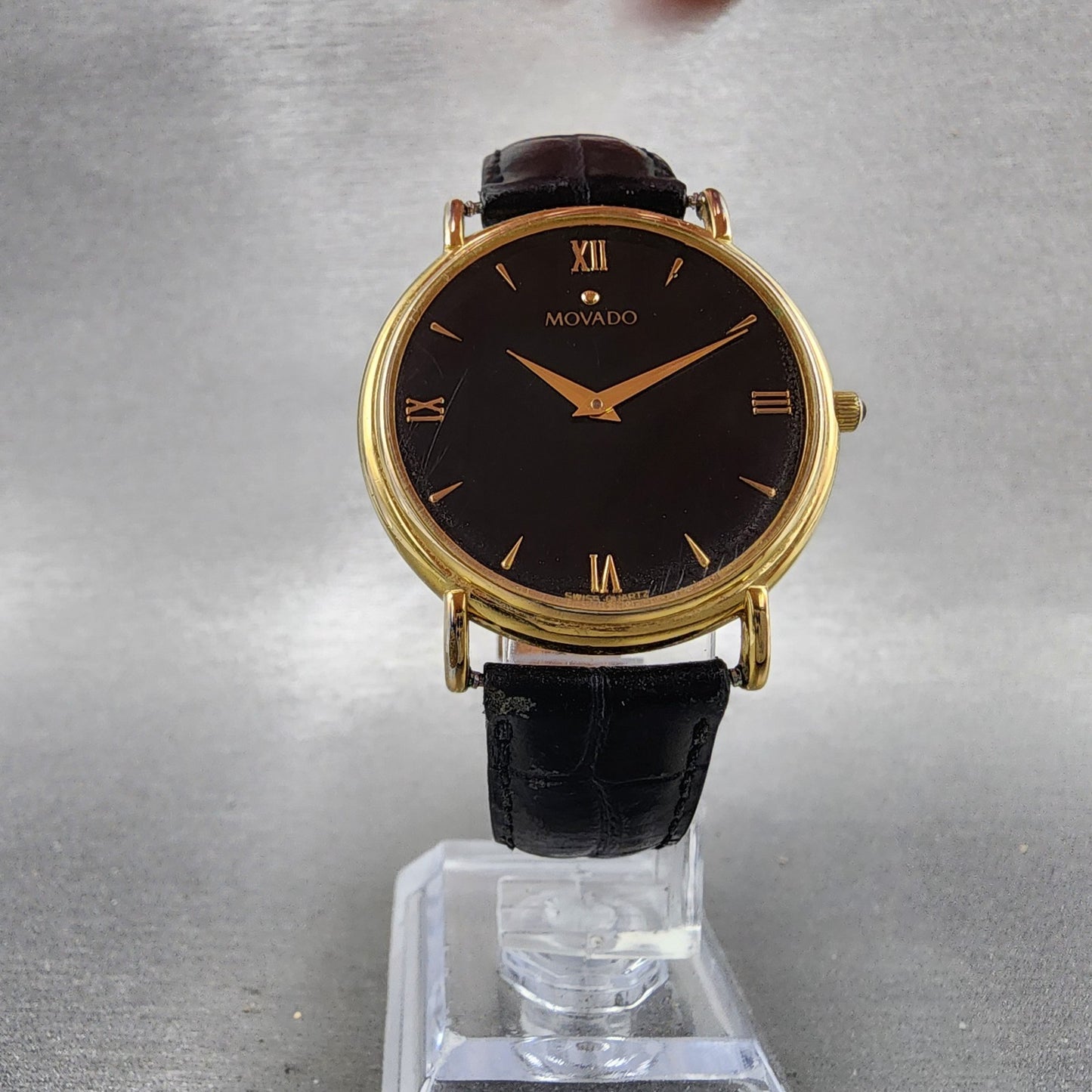 Movado Watch Men 34mm Black Dial Gold Tone Round 87E40885 New Battery5