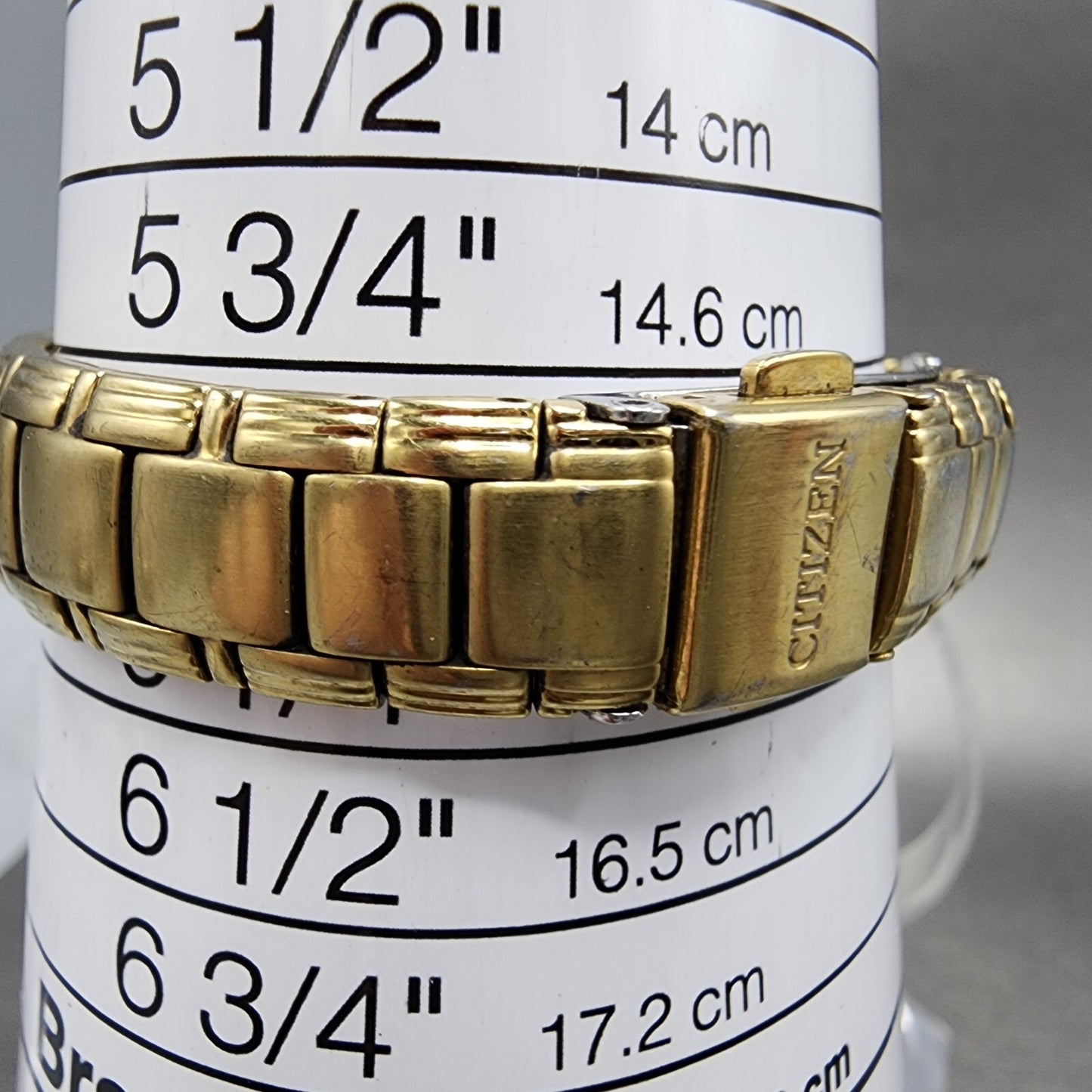 Citizen EcoDrive Watch Women 26mm White Dial Gold Tone Date Round Runs10