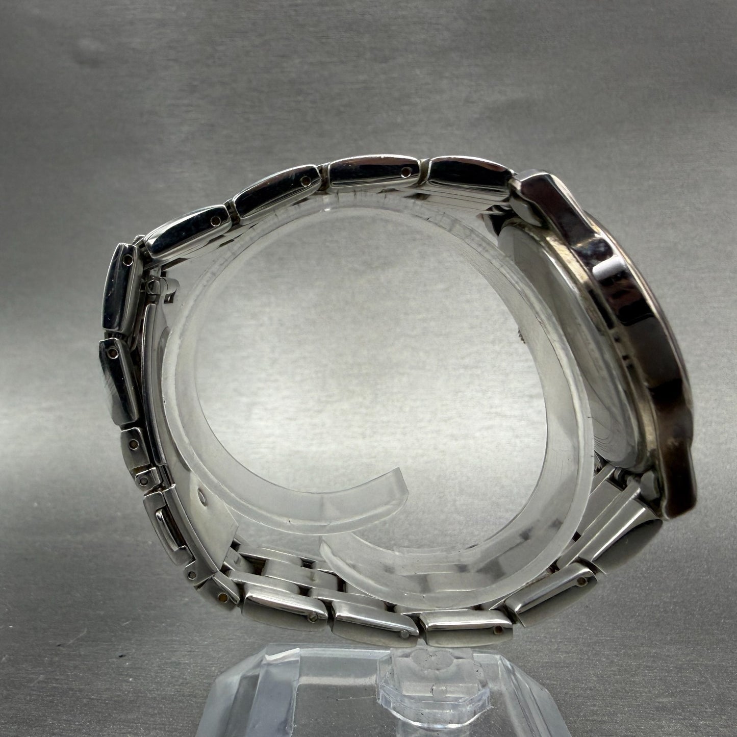 Bulova Watch Men 38mm Silver Dial Silver Tone Round 96A000 New Battery8