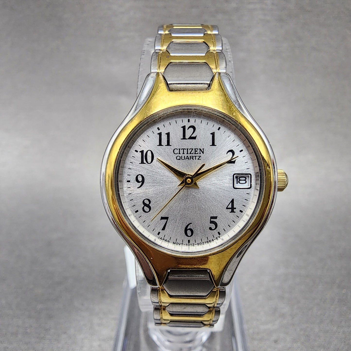 Citizen Watch Women 23mm Silver Dial Two Tone Date Round eu225451a New Battery10