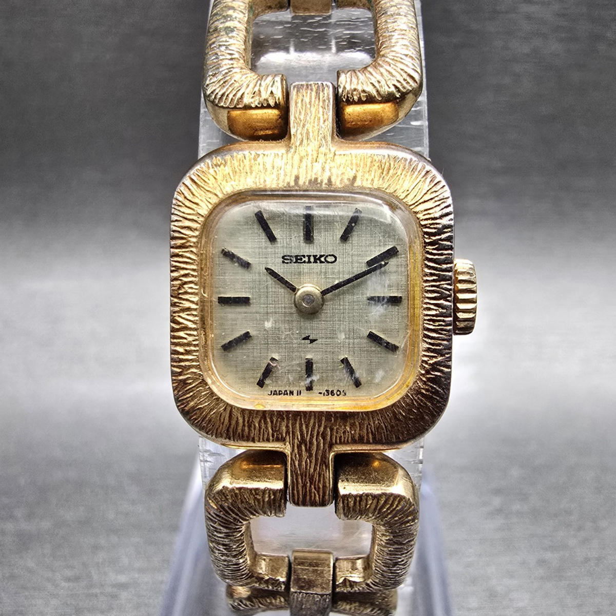 Seiko Watch Women 16mm Champagne Dial Gold Tone Rectangle 11-3459 Manual Wind0