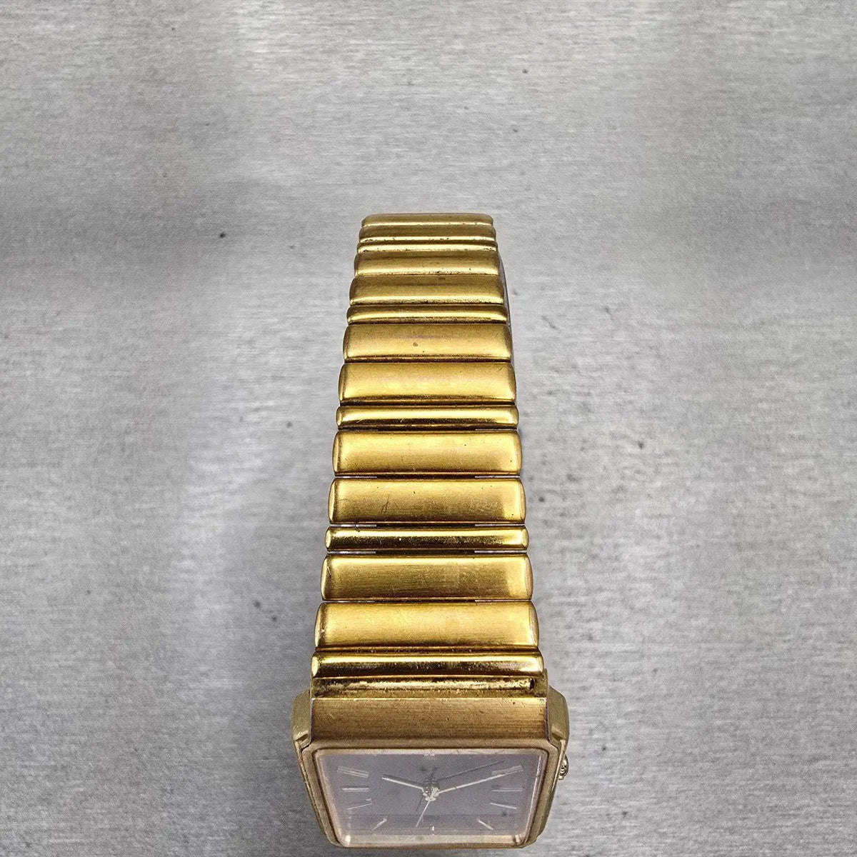 Seiko Tank Watch Men 26mm Black Dial Gold Tone Date Rectangle 5Y32-5129 New Batt4