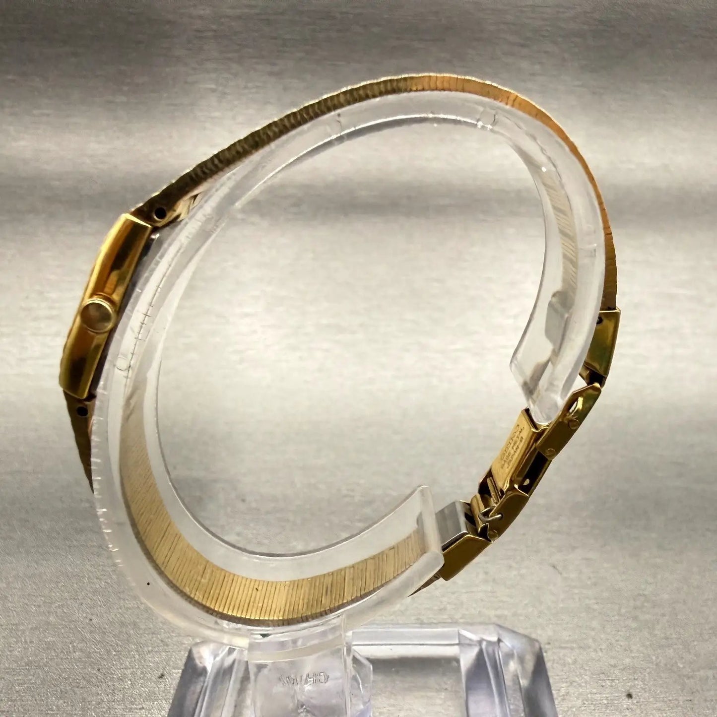 Seiko Watch Women 12mm Gold Dial Gold Tone Rectangle 2E20-5129 New Battery VTG6