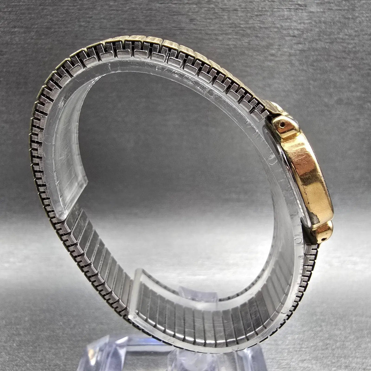 Seiko Watch Women 20mm Champagne Dial Gold Tone Rectangle 2P21-5340 New Battery8