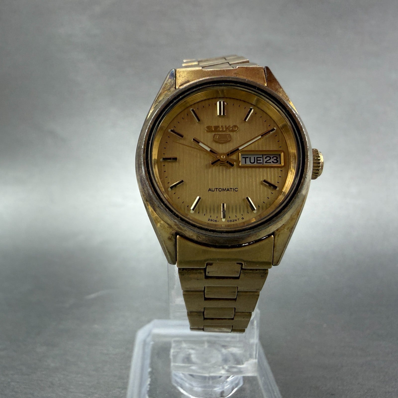 Seiko 5 Automatic Watch Women 24mm Champagne Dial Gold Tone Daydate 2906 Runs5