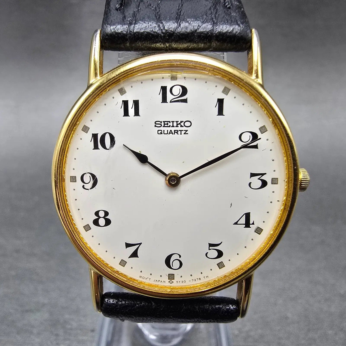 Seiko Watch Men 31mm White Dial Gold Round 5Y30-7000 New Battery VTG Leather0