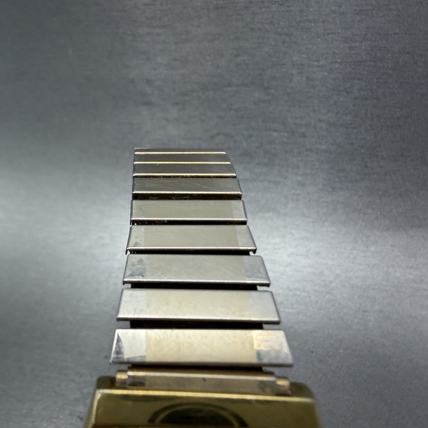 Pulsar Tank Watch Men 27mm Champagne Dial Gold Tone Rectangle Y130-5240 New Batt4