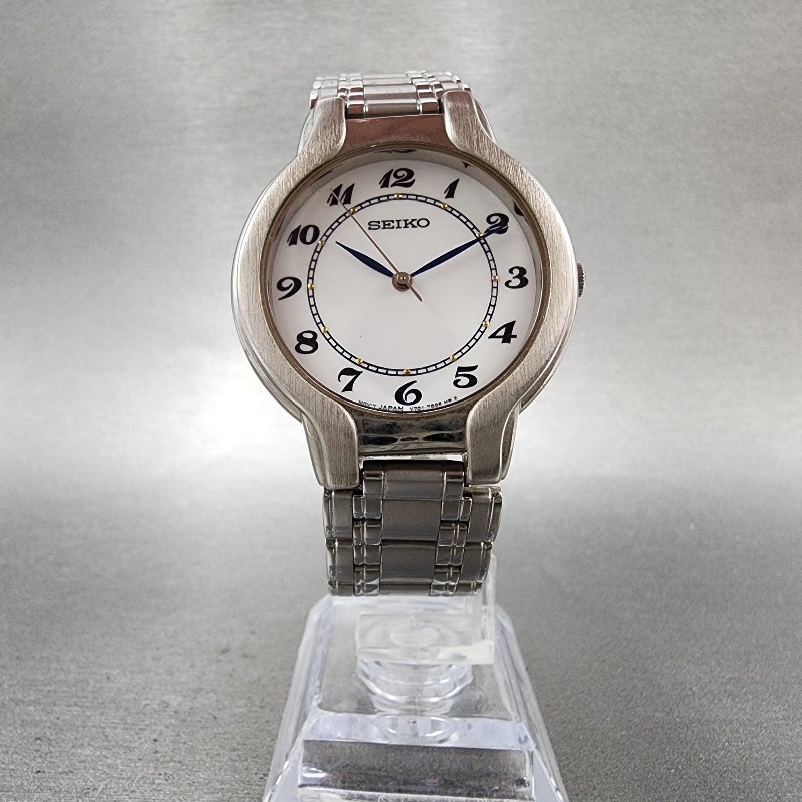 Seiko Watch Men 34mm White Dial Silver Tone Round V7017a70 New Battery5