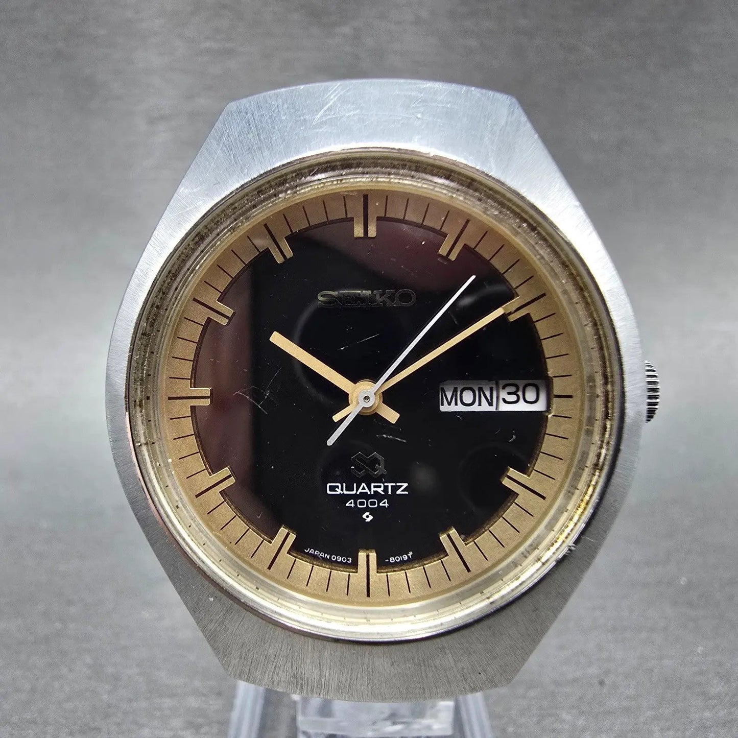 Seiko SQ Watch Men 37mm Black Dial Silver Tone Daydate 0903-8007 New Battery VTG0