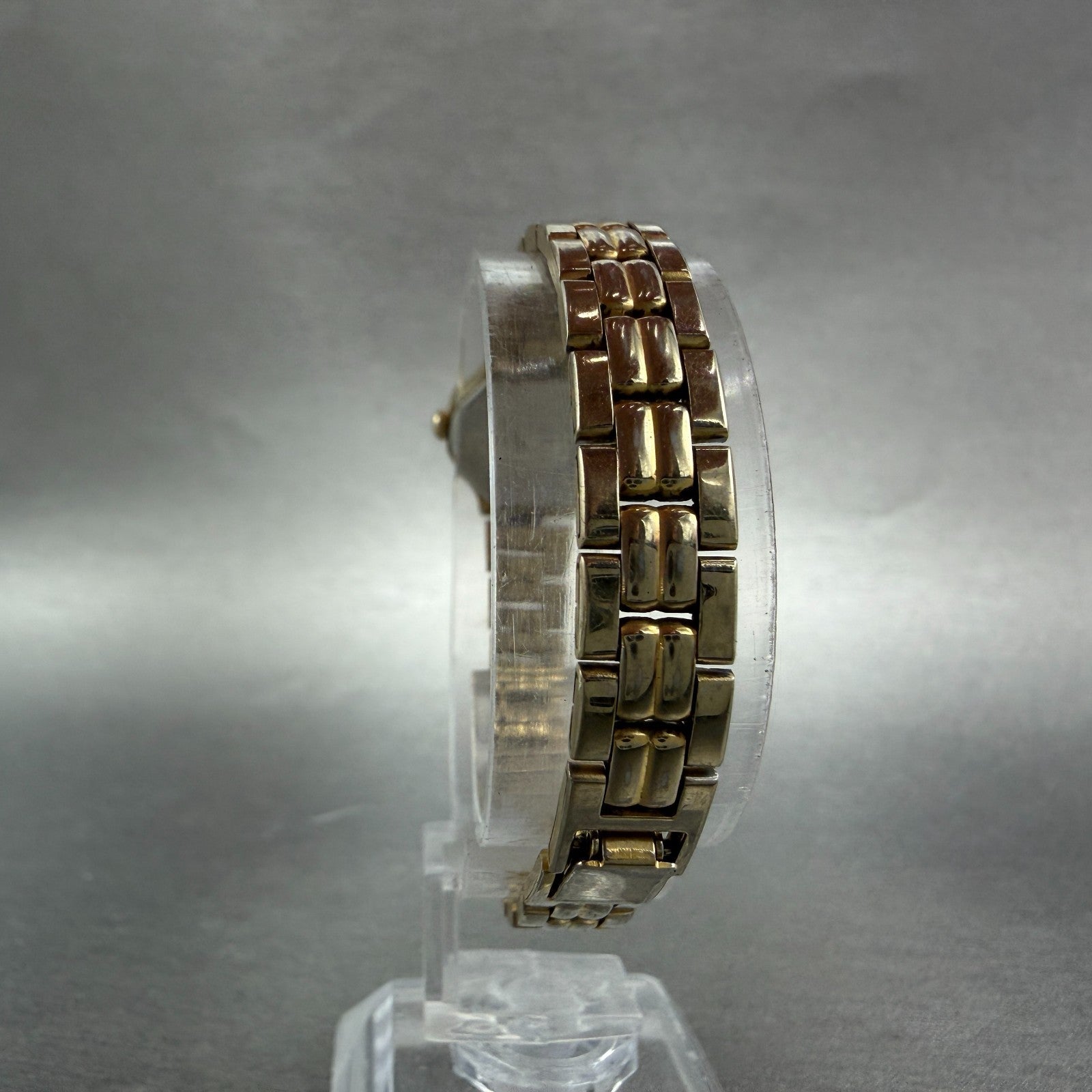 Seiko Watch Women 17mm Champagne DIla Gold Tone Oval 1F20-5B19 New Battery VTG7